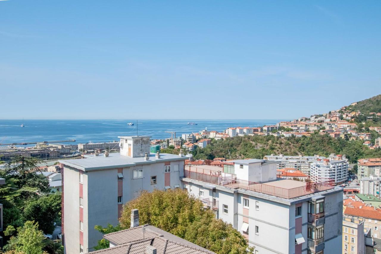 Free Parking -6 Posti Letto E Terrazzo Vista Mare Apartment Trieste Exterior photo